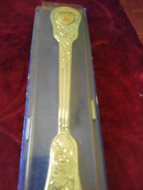 collectable goldplated knife WESTRA
