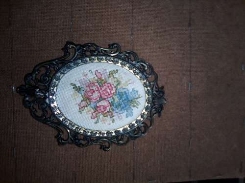 VINTAGE SMALL ITALIAN FRAME
