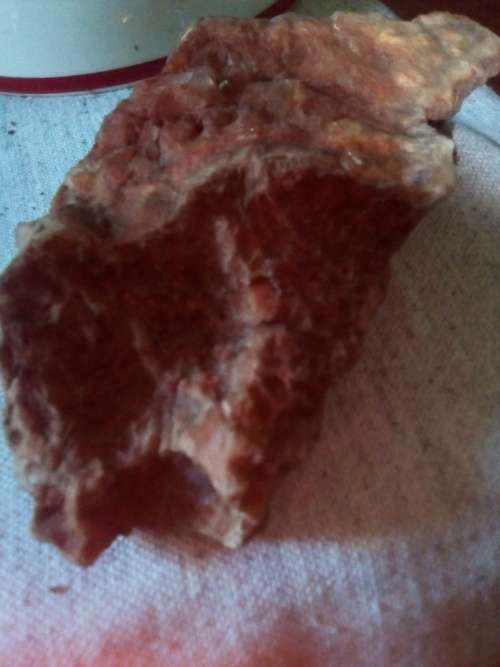 INTERESTING QUARTZ ROCK