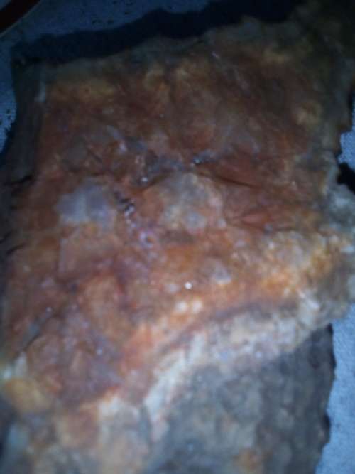 INTERESTING QUARTZ ROCK