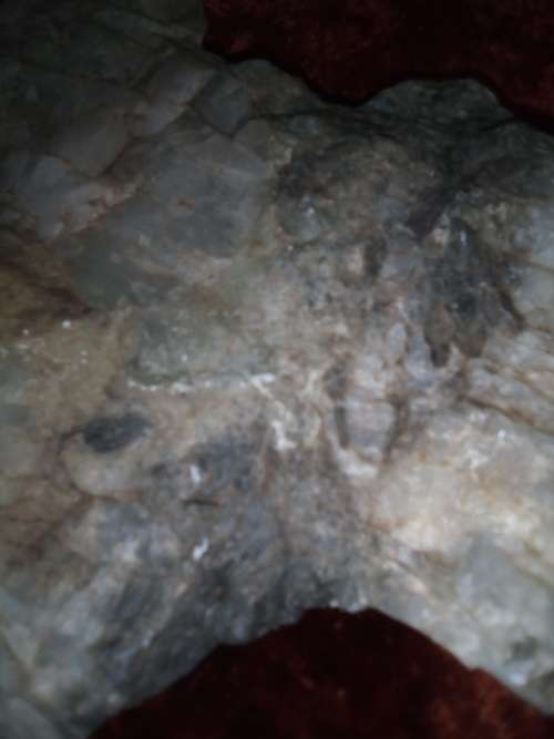 QUARTZ  CLUSTER 7