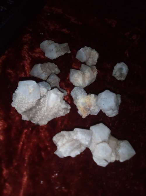 lot quartz clusters