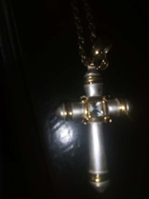 VINTAGE CHAIN WITH CROSS PENDANT