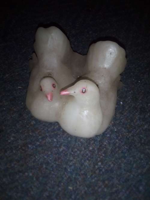 DOVES MADE FROM CANDLES