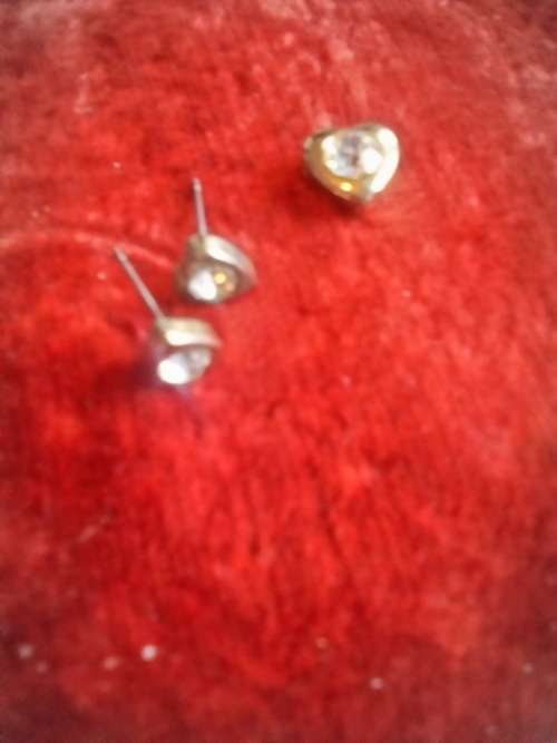 vintage goldtone earrings and pendant