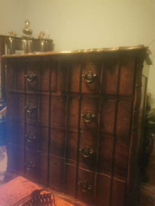 ANTIQUE DETAILED IMBUIA CHEST OF DRAWERS