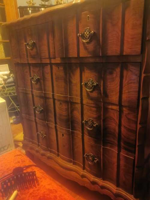 ANTIQUE DETAILED IMBUIA CHEST OF DRAWERS