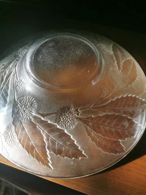 VINTAGE LEAF GLASS BOWL