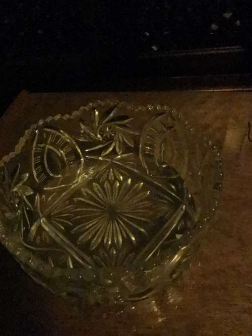 VINTAGE THICK  CUT GLASS BOWL