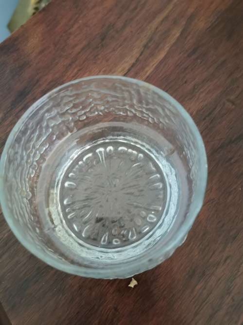 SMALL PATTERN GLAS BOWL