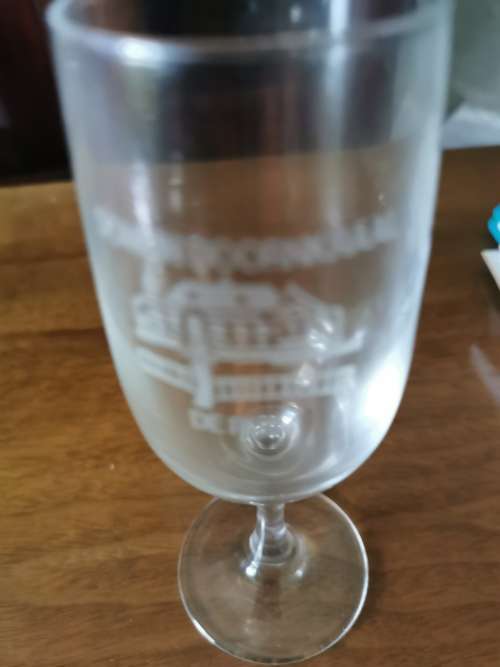 COLLECTABLE VINTAGE DE RUST DOORNKRAAL GLAS