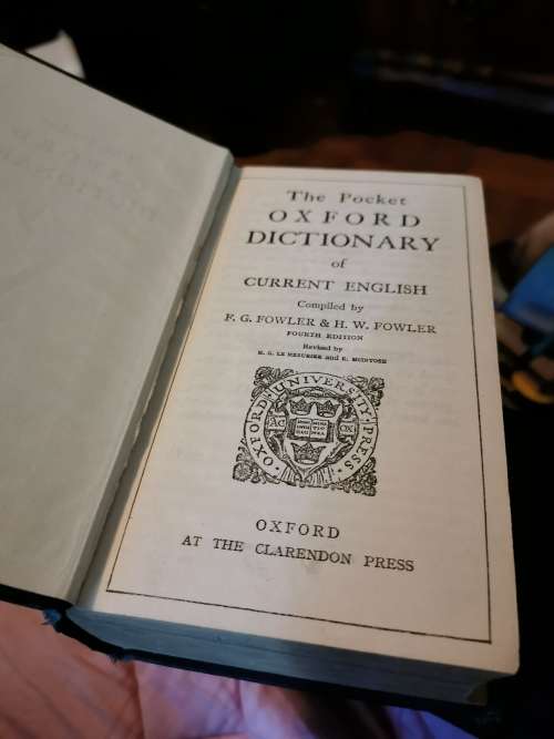 POCKET OXFORD DICTIONARY
