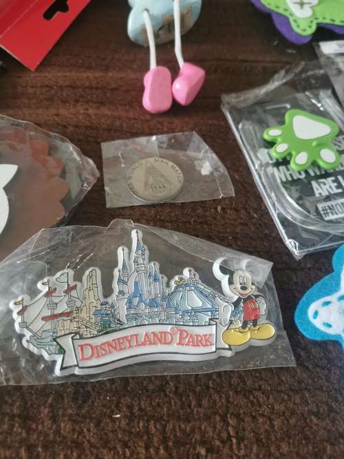 MIXED LOT ITEMS