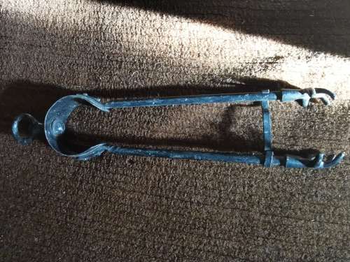 ANTIQUE  CAST IRON COAL TONG