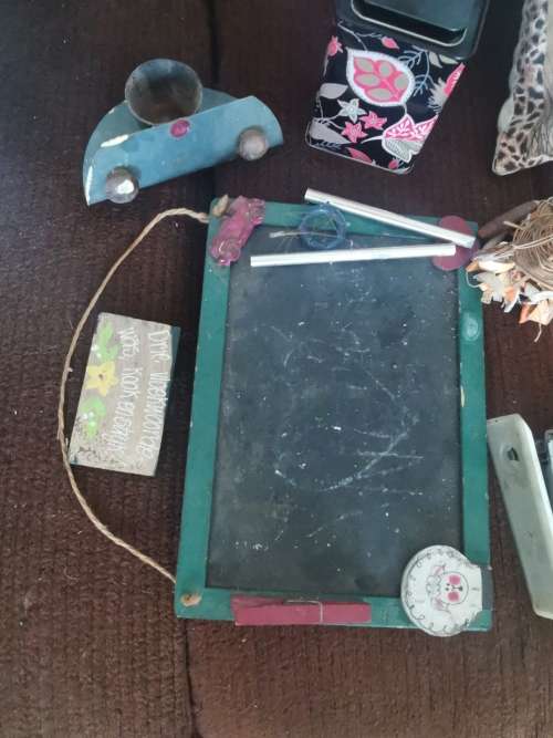 MIXED LOT ITEMS