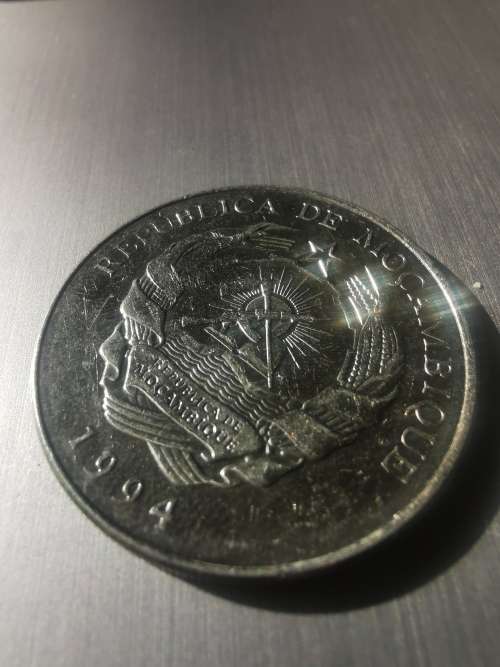 50 METICAIS MOZAMBIQUE 1994 COIN