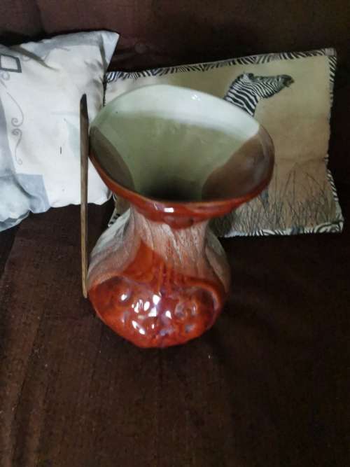 BIG FLOWER VASE