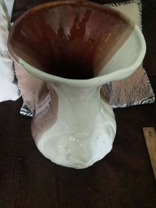 BIG FLOWER VASE