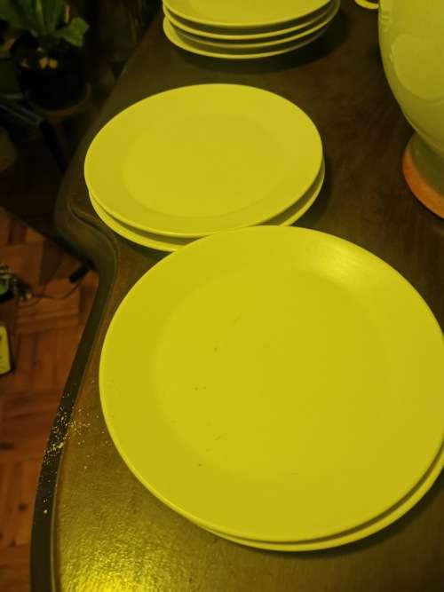 8 SIDE PLATES WHITE