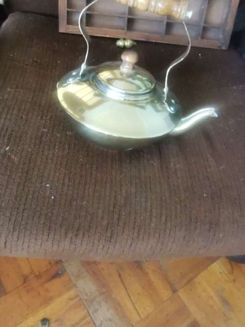 BRASS TEAPOT TIVOLLI
