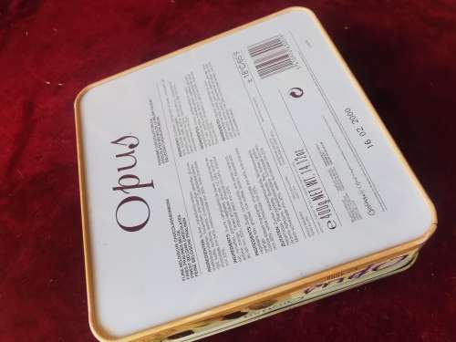 COLLECTABLE OPUS TIN