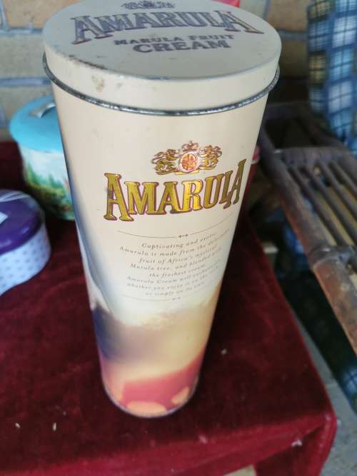 VINTAGE AMARULA TIN