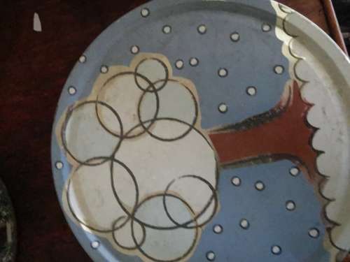 VINTAGE TREE TIN