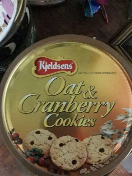 VINTAGE TIN