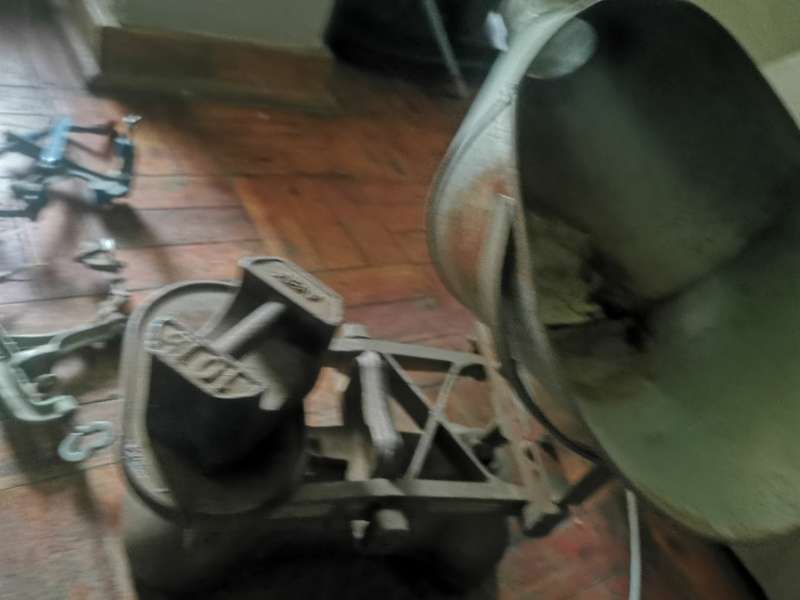 ANTIQUE BURMINGHAM SCALE WITH WEIGHTS