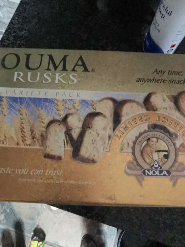 VINTAGE OUMA NOLA BESKUIT TIN