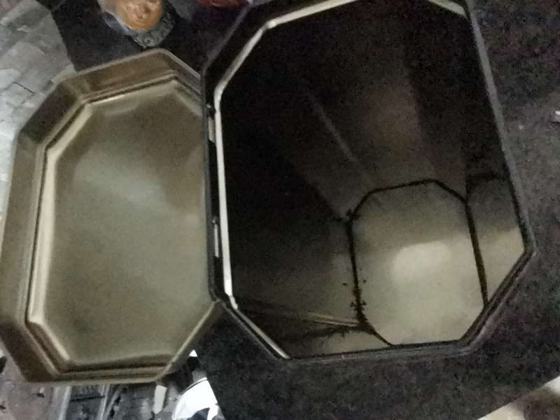 VINTAGE LIQURICE ALL SORTS TIN