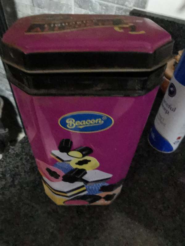 VINTAGE LIQURICE ALL SORTS TIN