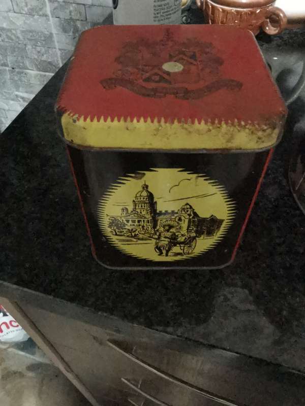 VINTAGE DAYBREAK COFFEE  1LB TIN