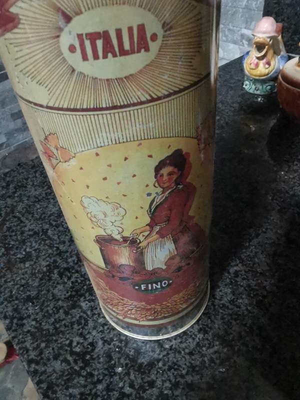 VINTAGE PASTA ITALIA TIN