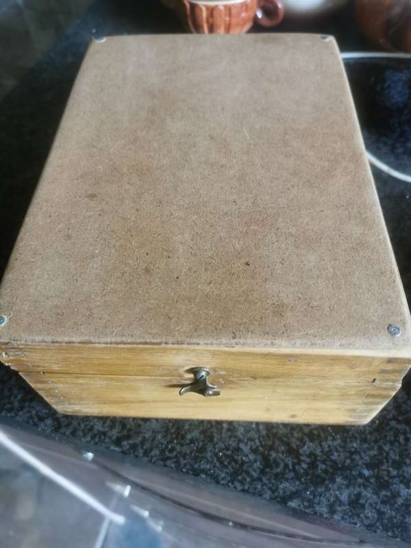 2 VINTAGE WOODEN BOXES WITH LATCH
