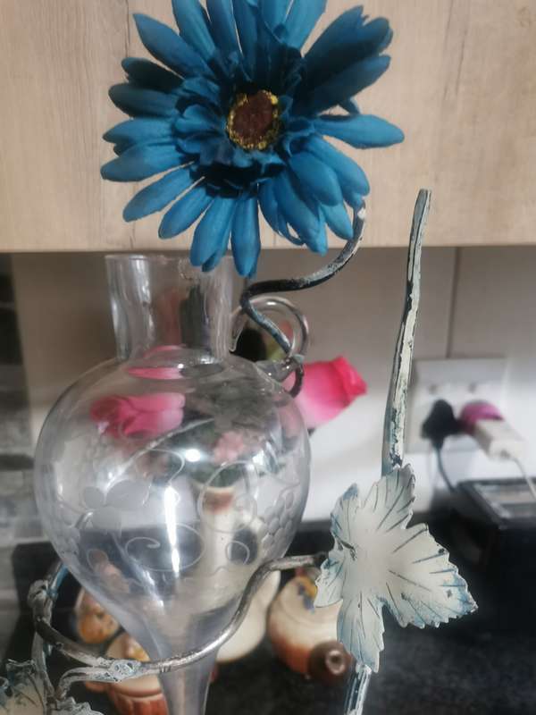 VINTAGE HANDMADE  DECOR