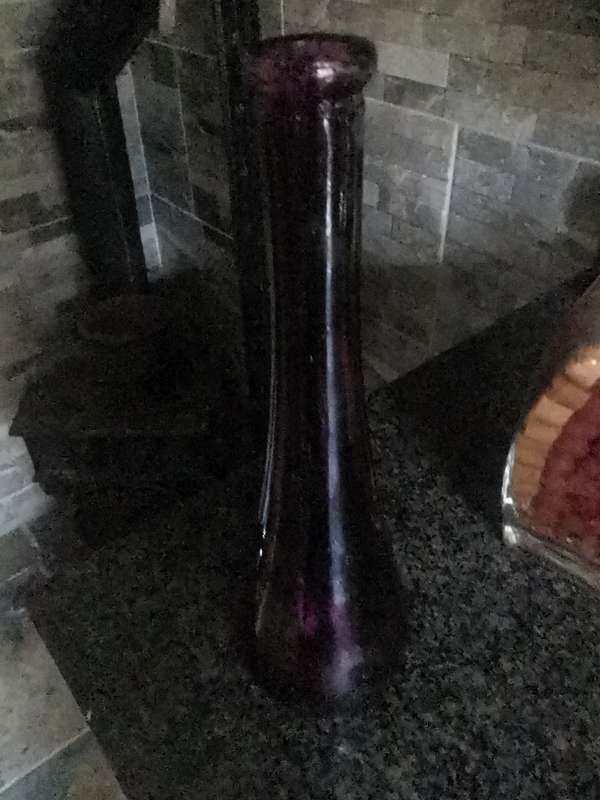 VINTAGE COLLECTABLE BOTTLE