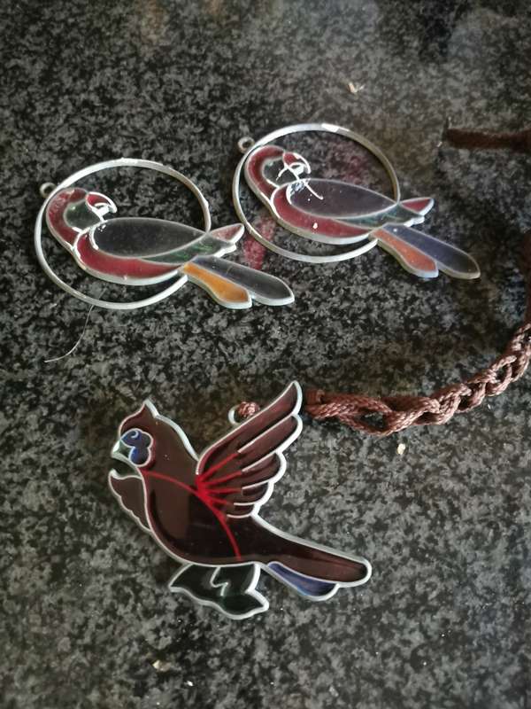 3 vintage  hanging birds