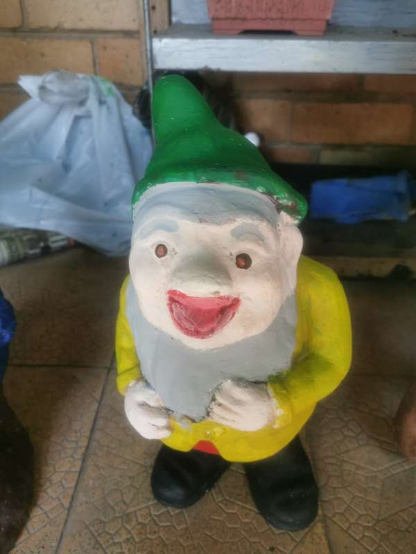 VINTAGE GARDEN GNOME 3