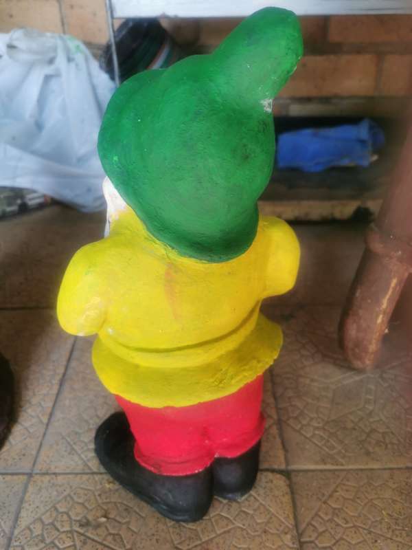 VINTAGE GARDEN GNOME 3