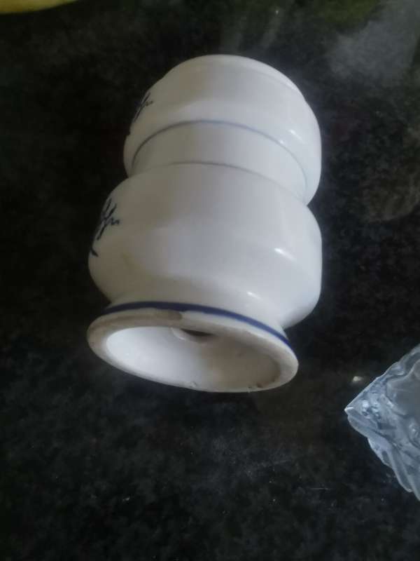 VINTAGE PEPPER SHAKER
