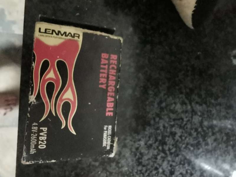 VINTAGE CAMERA BATTERY
