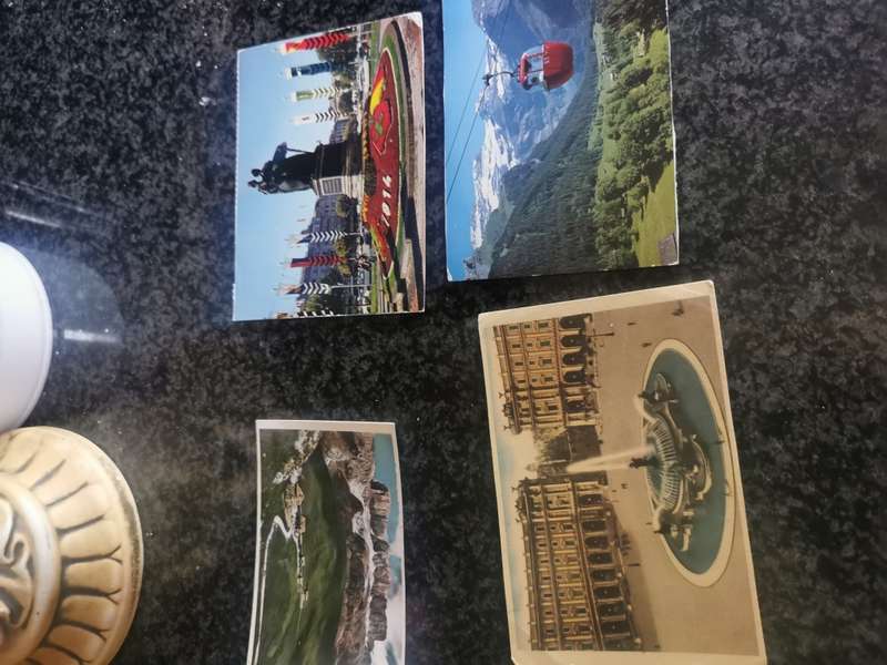 40 SMALL VINTAGE CARDS  LOT 3