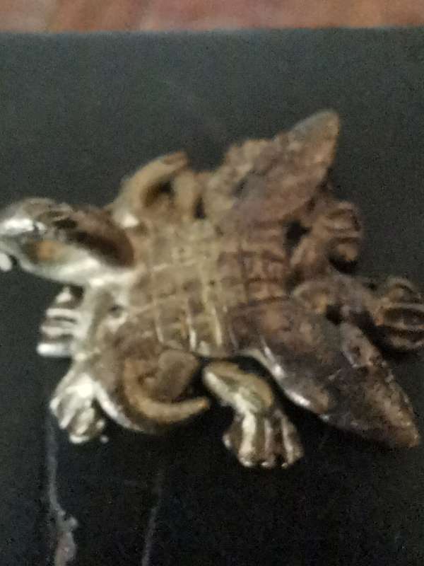 VINTAGE METAL PENDANT
