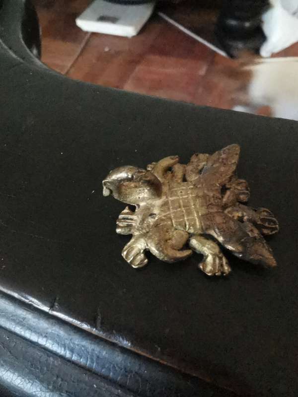 VINTAGE METAL PENDANT