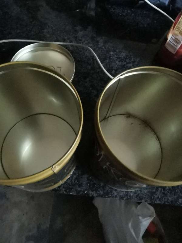 2 VINTAGE JOKO TINS