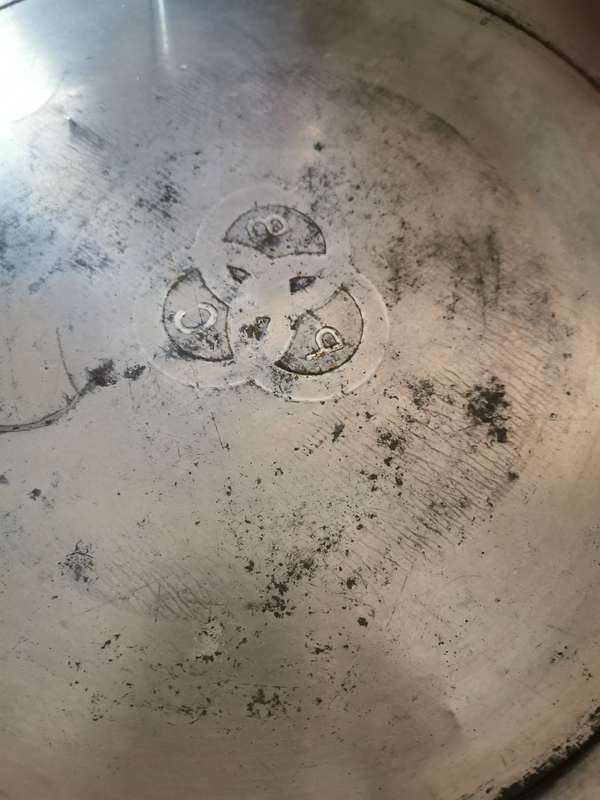 VINTAGE 3 RINGS TIN