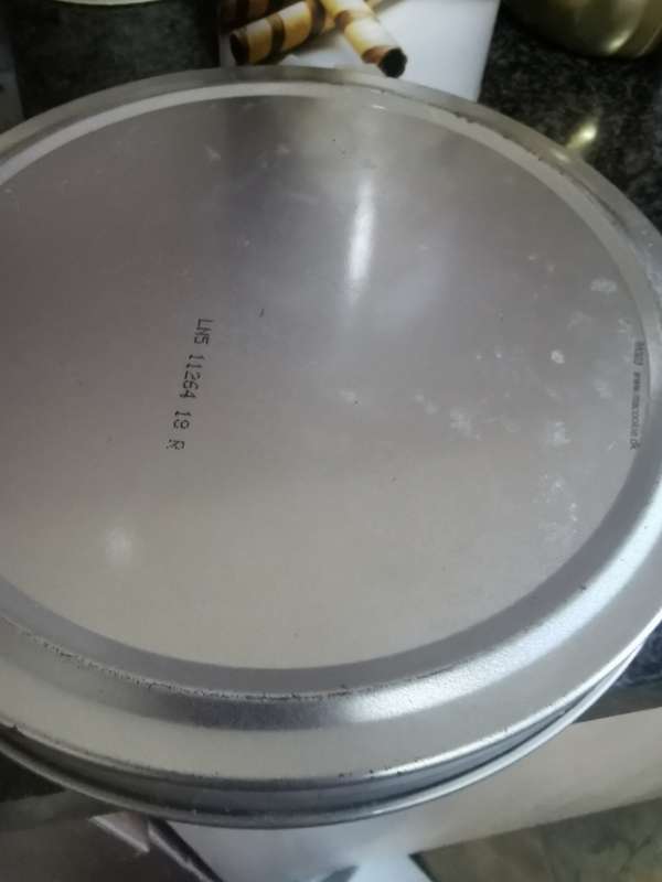 VINTAGE SILVER TIN