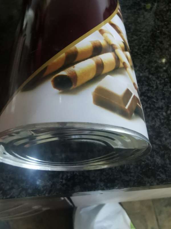 VINTAGE WAFERS TIN 1