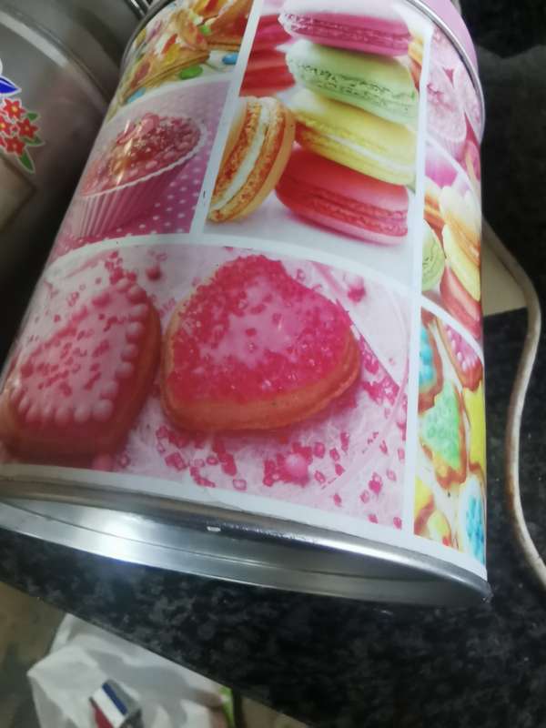 VINTAGE PINK TIN